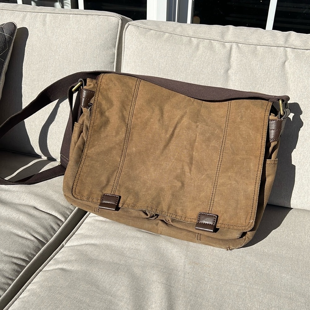 FOSSIL Canvas Messenger/Laptop Bag